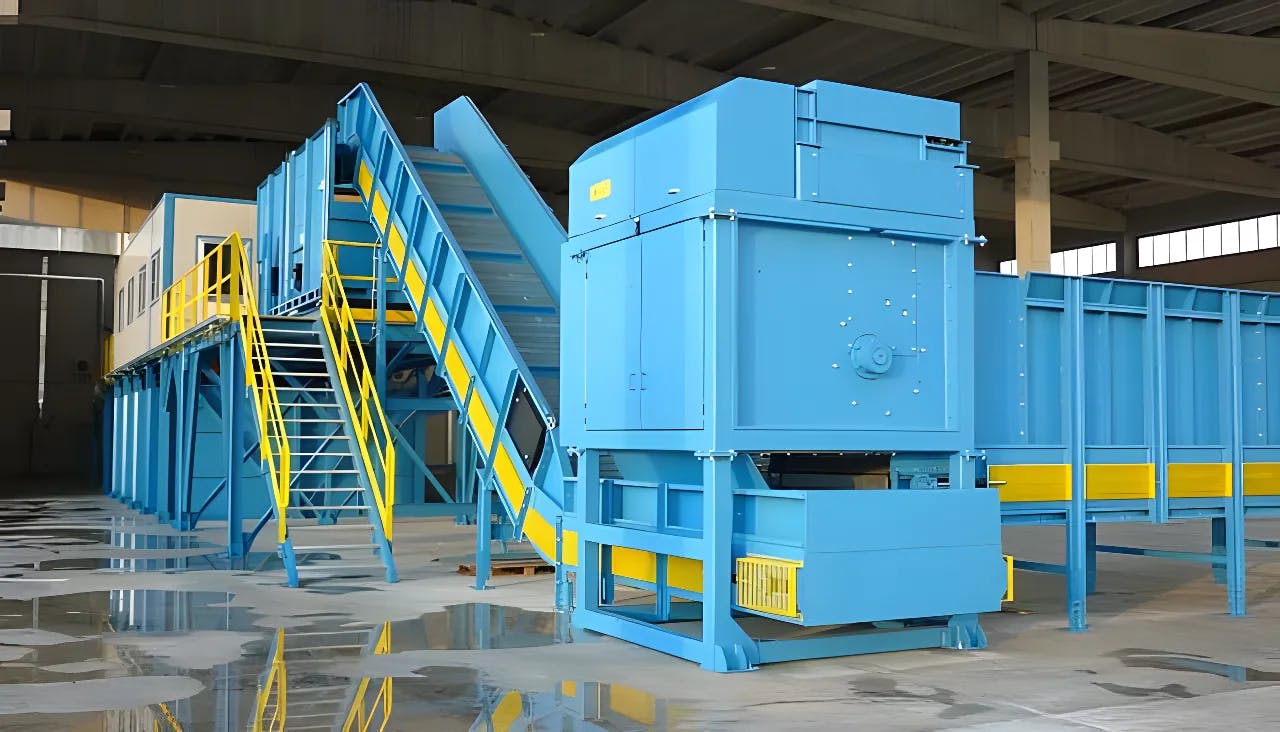 Máquina de triagem de Resíduos Sólidos Urbanos (RSU) em operação no Uruguai